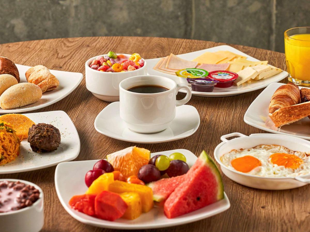Hotel Ibis Cali Granada מראה חיצוני תמונה